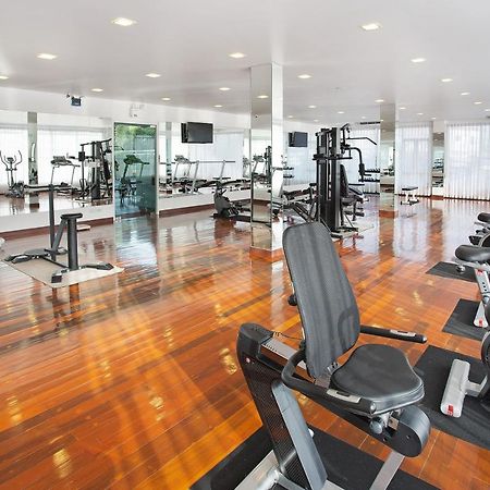 C-House & Residence Hotel Amata City Pluak Daeng エクステリア 写真