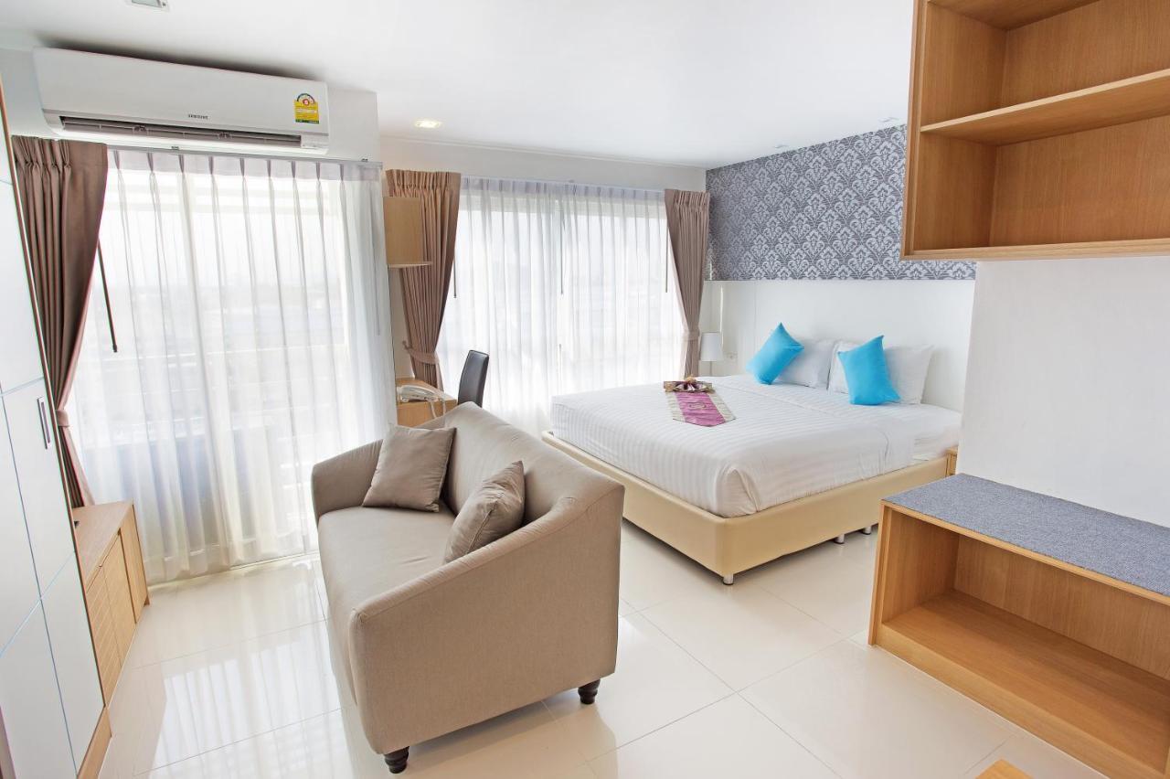 C-House & Residence Hotel Amata City Pluak Daeng エクステリア 写真