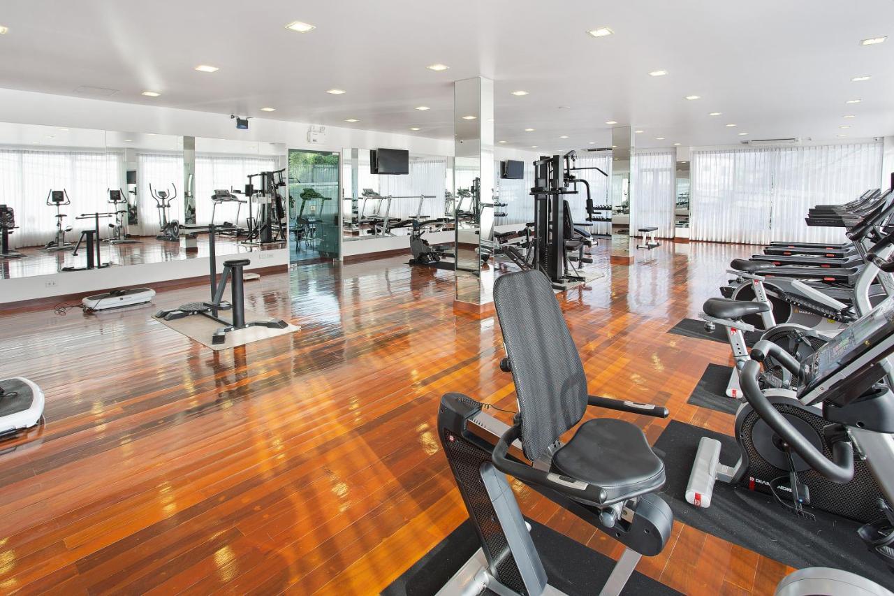 C-House & Residence Hotel Amata City Pluak Daeng エクステリア 写真